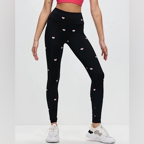 Spiritual Gangster Women’s Intent Rainbow Heart Leggings in Black/Rainbow XL - Picture 1 of 11